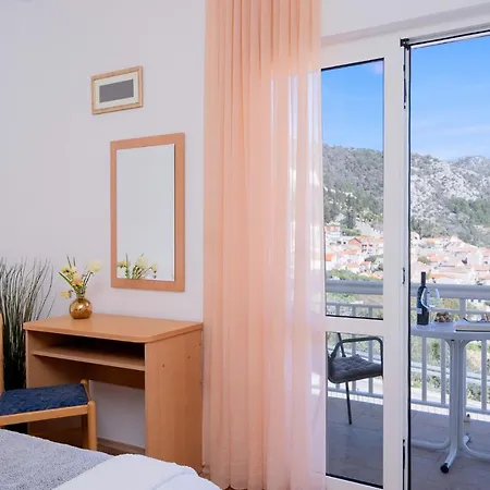 Novak - Zf Hvar Guest house