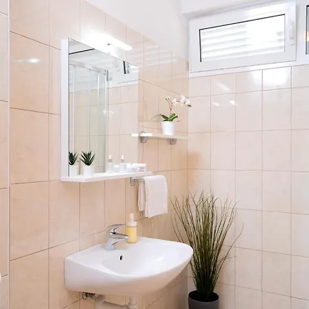 Guest house Novak - Zf Hvar *